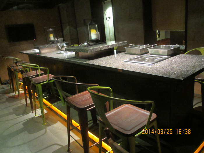 新型火鍋桌椅有哪些功能？