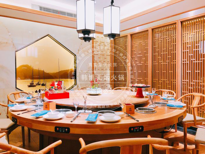 火鍋店餐桌椅色彩如何挑選？